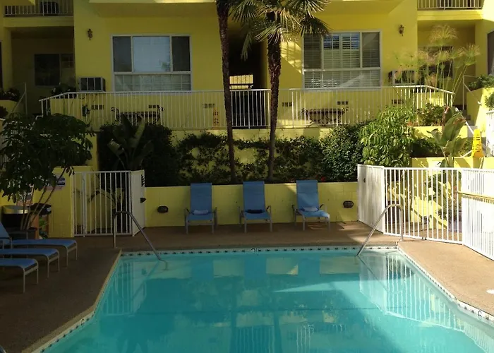 Resort: Magic Castle Hotel