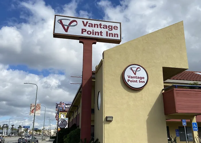 Vantage Point Inn - Woodland Hills